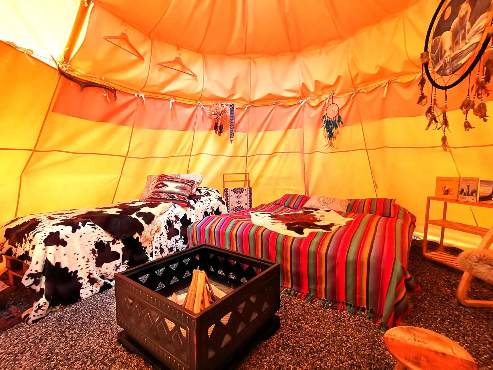 Teepee Camp Lounky Hotel Chodouny Eksteriør billede