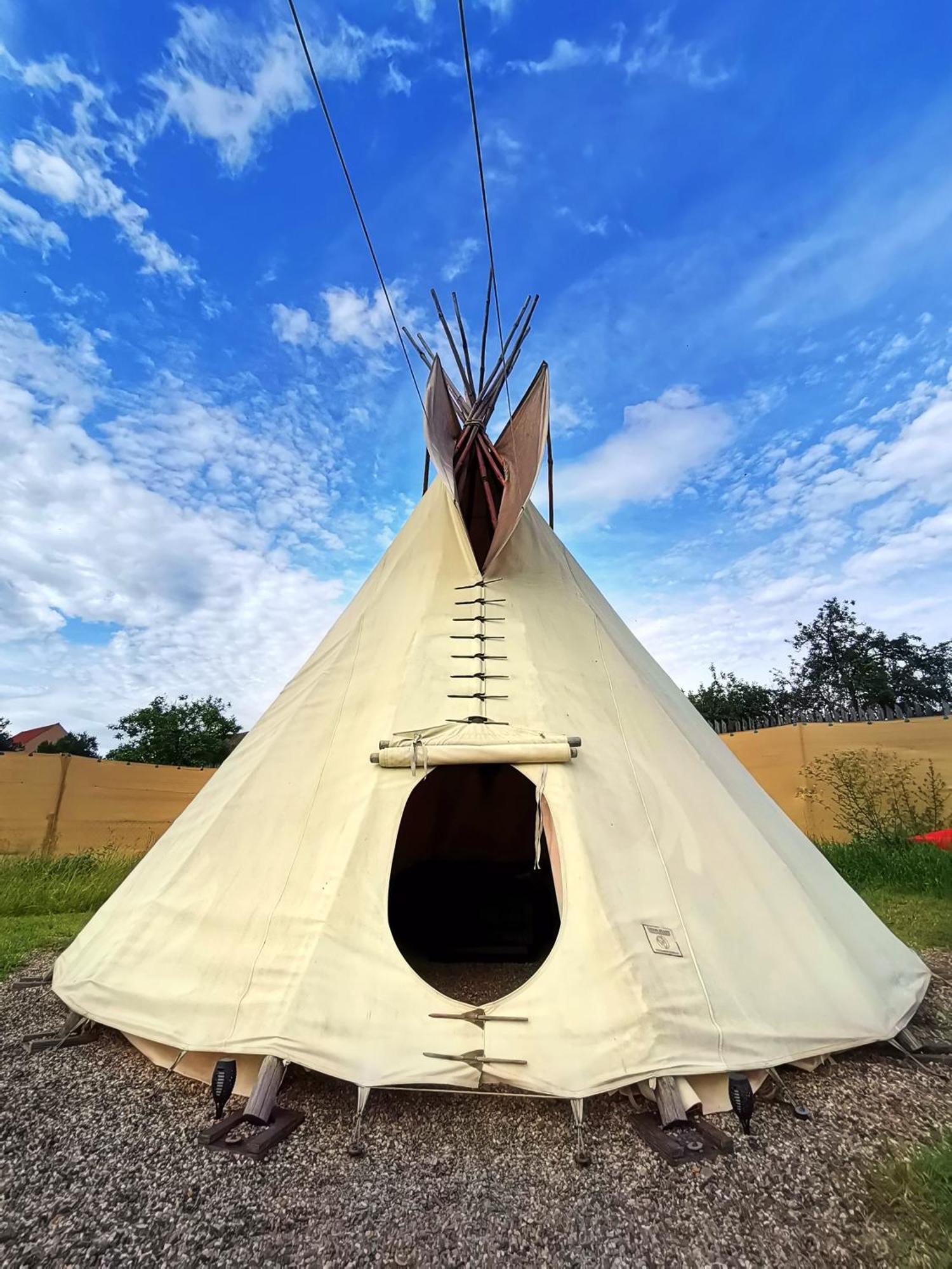 Teepee Camp Lounky Hotel Chodouny Eksteriør billede